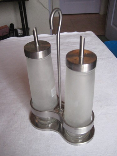 Service condiments - à,