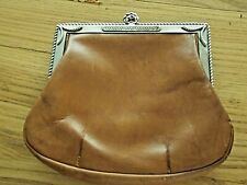 Ancienne bourse Sac cuir fauve avec monture en metal