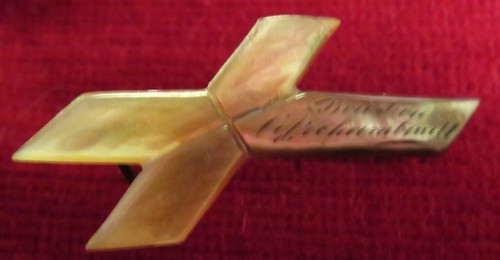 Broche croix ancienne - ancienne, nacre