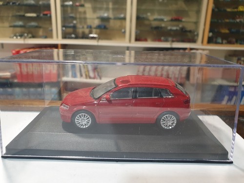Audi sportback 43 rouge - 1/43,