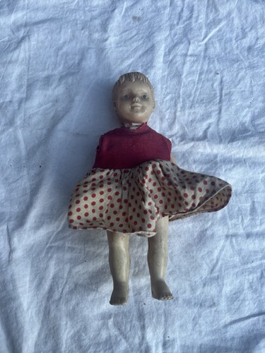 Ancienne petite poupée - ancienne,