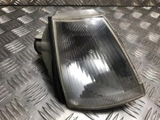 Optique avant secondaire droit