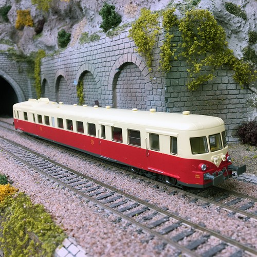 Autorail 2902 jupé - x,