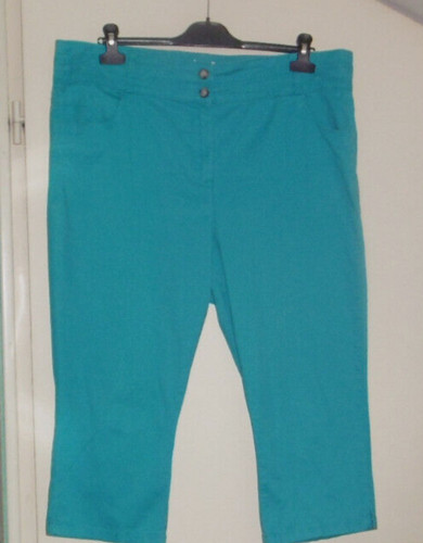 Tres beau pantacourt bleu - beau,
