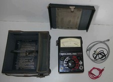 Ohmmètre universel portatif