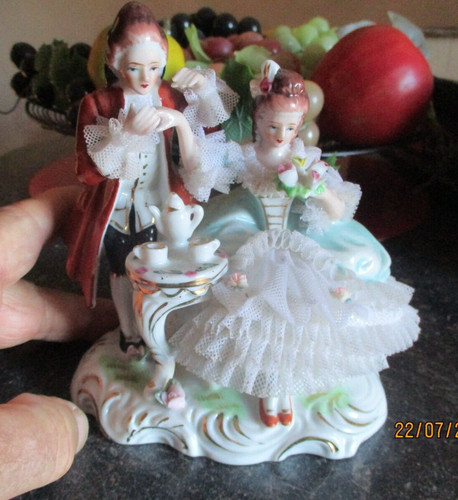 Ancienne statuette porcelaine - ancienne,