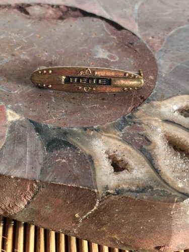 Ancienne petite broche - ancienne,