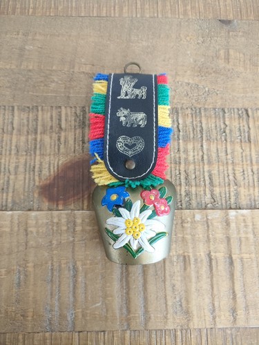 Ancienne cloche avec - avec, lanière