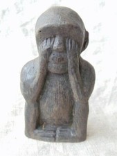 SINGE SAGESSE EN EBENE 