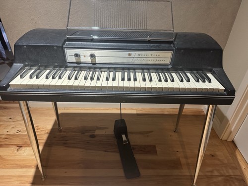 Excellent condition wurlitzer - excellent,