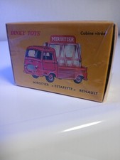 DINKY TOYS RENAULT ESTAFETTE