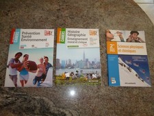 LOT DE 3 MANUELS SCOLAIRES DE SECONDE BAC PRO 2015-2016 Hist-géo / Physique chim