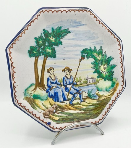 Assiette octogonale - , en