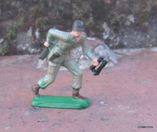 SOLDAT STARLUX PETITE TAILLE