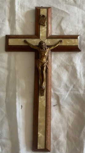Crucifix bois nacre - crucifix,