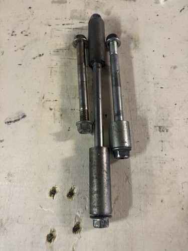 Axes moteur hyosung 125 - moteur, comet