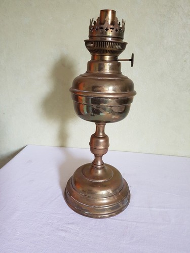 Ancienne grande lampe - ancienne, à