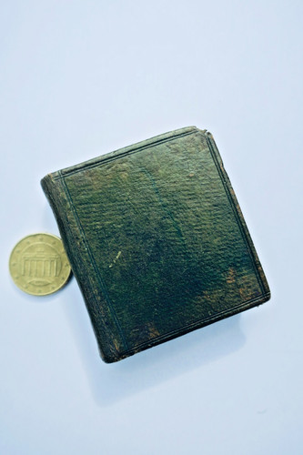 Minuscule bibel mills short - minuscule,
