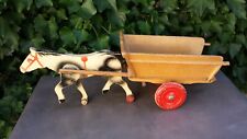 Ancien grand jouet en bois sur roulettes Cheval tirant un tombereau A identifier