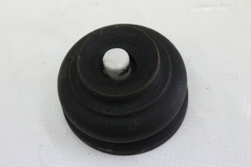 Ancien bouton sonnette en - de,