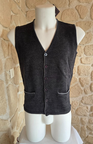 Gilet sans manches - , avec