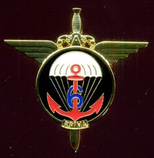 PARACHUTISTE / 6° RPIMA avec