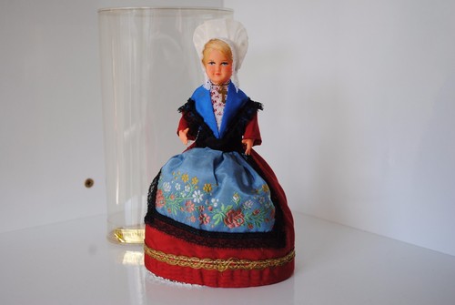 Ancienne poupee - (n°8),