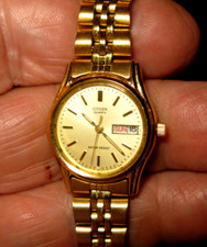 LADIES' CITIZEN GOLD TONE