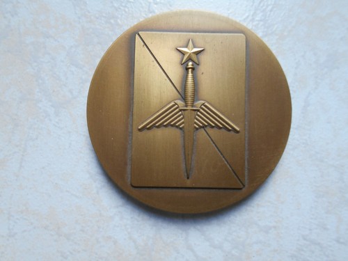 Médaille table o s - c.o.s, en