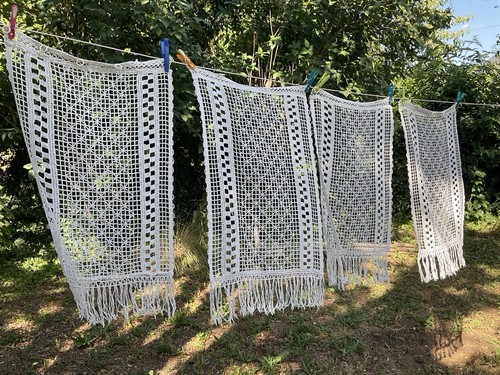 Petits rideaux fait - 4,