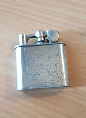 Ancien briquet essence