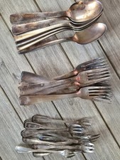 LOT D'ARGENTERIE POINCONNE