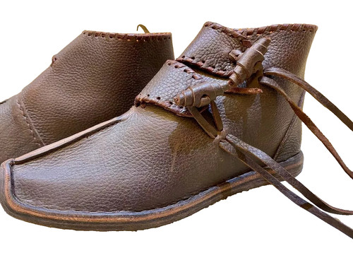 Chaussures médiévales - , en
