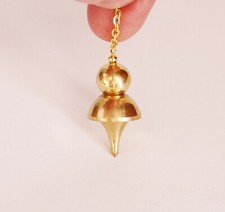 Petit pendule radionique en