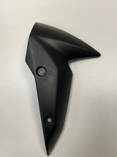 Garde boue avant côté droit