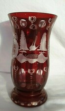 Vase, cristal de Bohême , cristal, rouge / bordeaux, ciselé