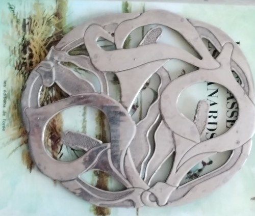 Ancien dessous plat - dessous,