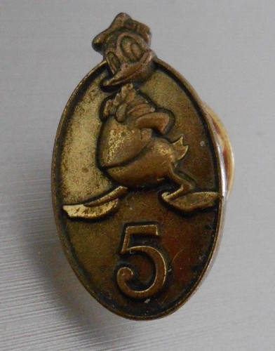 Pin disney cast member - pin's,