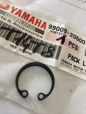 Yamaha 99009-20500 clip axe