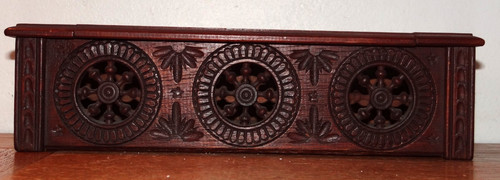 Ancien coffre bois sculpté - coffre,