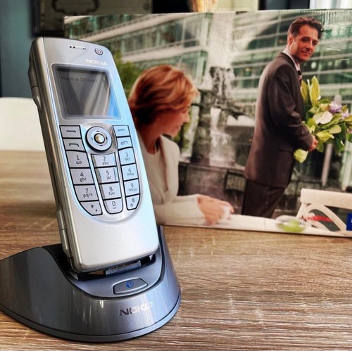 Nokia 9300 communicator - nokia,