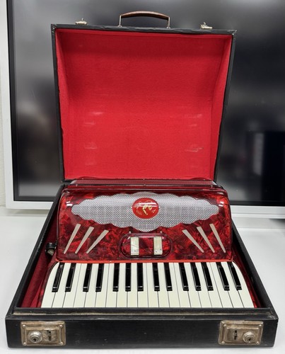 Crucianelli red piano - crucianelli,