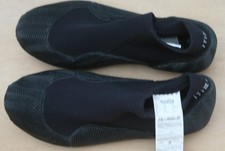 P36-37  CHAUSSURES AQUATIQUES