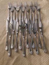 24 COUVERTS À POISSON (2x12)MÉTAL ARGENTÉ MODÈLE PERLE STYLE CHRISTOFLE