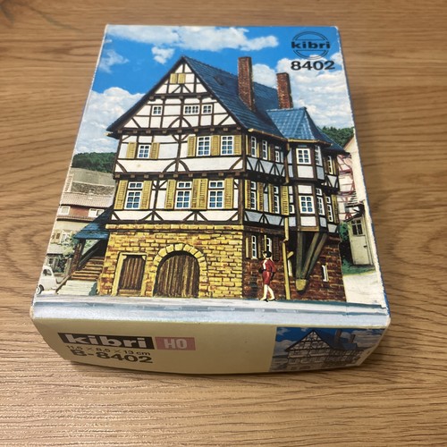 Maison colombages - à,