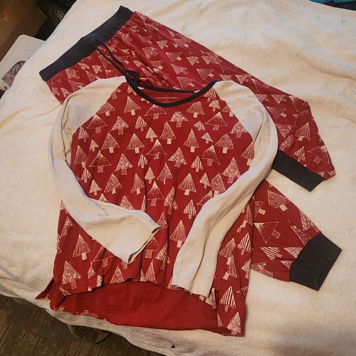 Burt bees baby adult pajamas - bees,