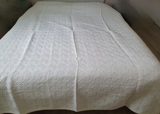 Couvre lit plaid blanc crème pour lit 2 personnes en polyester