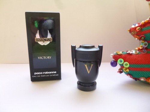 Jolie miniature invictus - jolie,