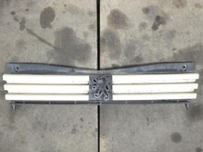 Calandre peugeot 205 phase - calandre,