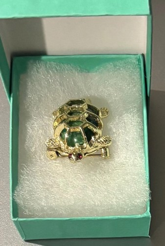 Vintage gold tone - gold, enamel